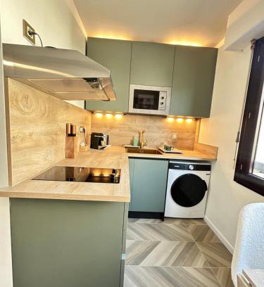 Aix-les-Bains City Center Apartment | Studio des bains