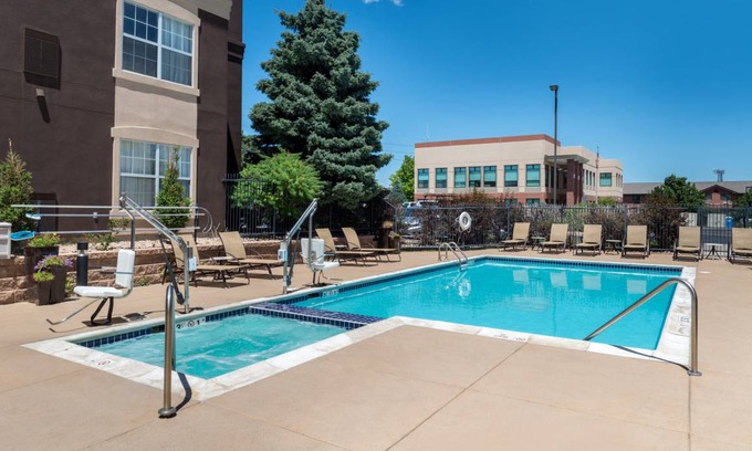 Englewood Apartment | Studio flat ∙ 1 bedroom ∙ 4 guests