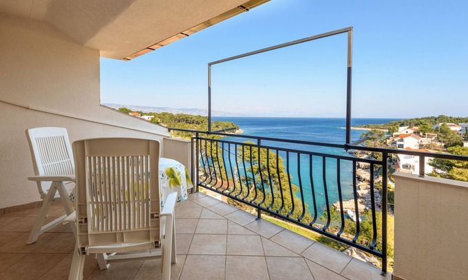 Cove Basina (Jelsa) Apartment | Studio flat near beach Basina, Hvar (AS-11817-b)