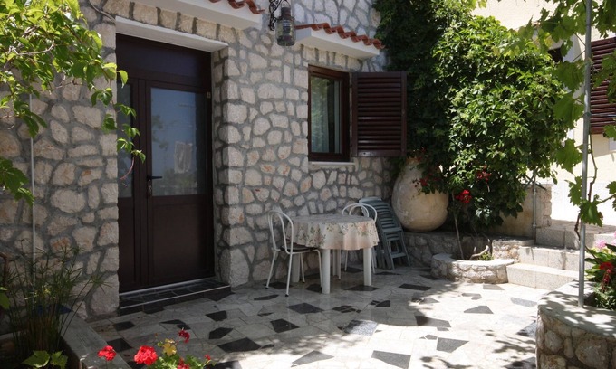 Cove Murtar Apartment | Studio flat with terrace and sea view Mali Lošinj, Lošinj (AS-7879-a)