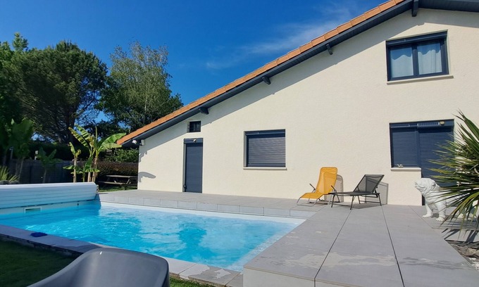 Biganos Apartment | Studio Le ti'coco on the Arcachon basin, 20 min from the beaches