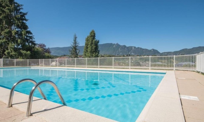 Aix-les-Bains Apartment | Studio moderne,parking,piscine,tennis,terrasse.