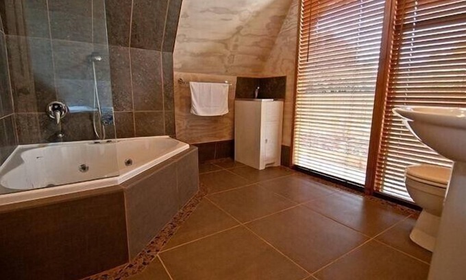 Adventure Bay Apartment | Studio Spa Bruny island