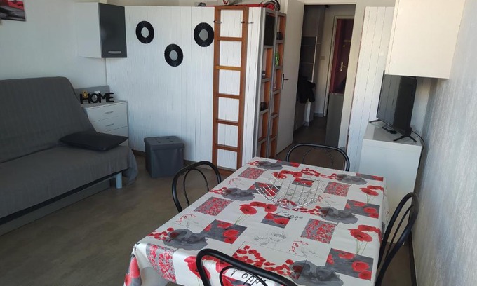 Saint-Etienne-en-Devoluy Apartment | Studio superdevoluy