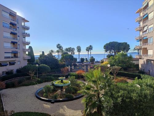Cros-de-Cagnes Apartment | Studio vue mer