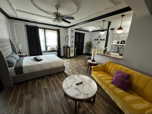 Shaw Apartment | Studio W&D Parking Mins to STL Zoo Forest Park