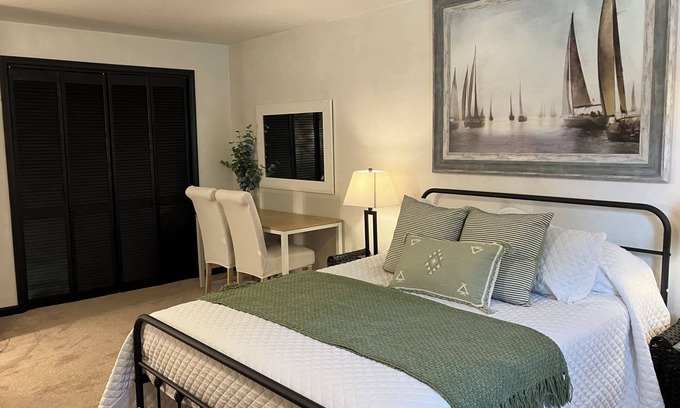 Troutville Apartment | Studio w/pool & hot tub -only minutes to Triple Crown hiking trails