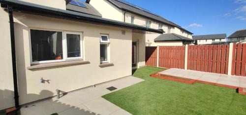 Ongar Apartment | Studio with Private Kitchen