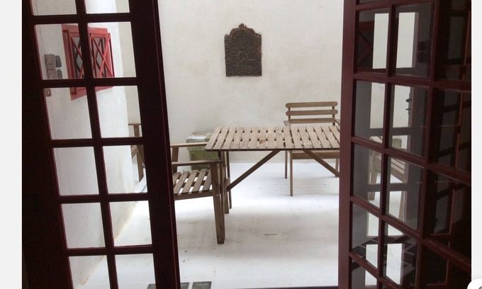 Castelnaudary House | Studio with terrace