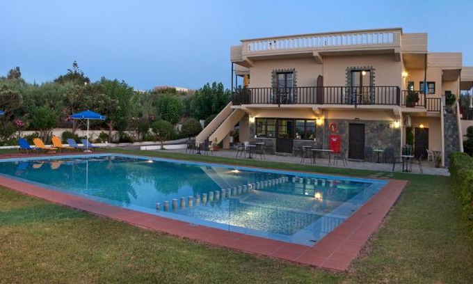 Pyrgos Psilonerou Apartment | Studios Kydonia