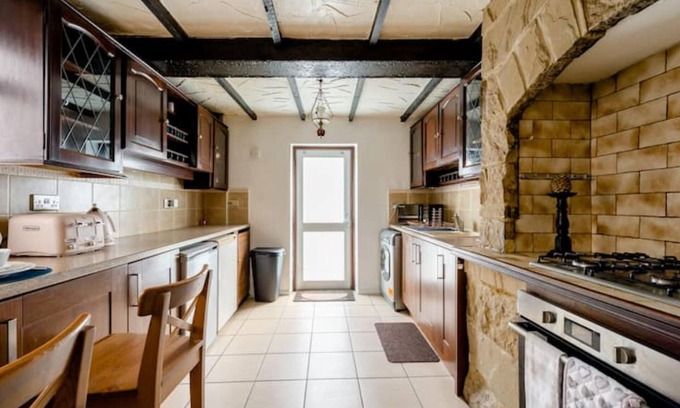 Dartford Apartment | Stunning 2-bed Apartment in Dartford