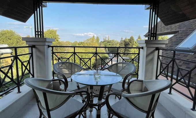 Saints Constantine and Helena Apartment | Stunning 2-bed Apartment in sea Resort Varna