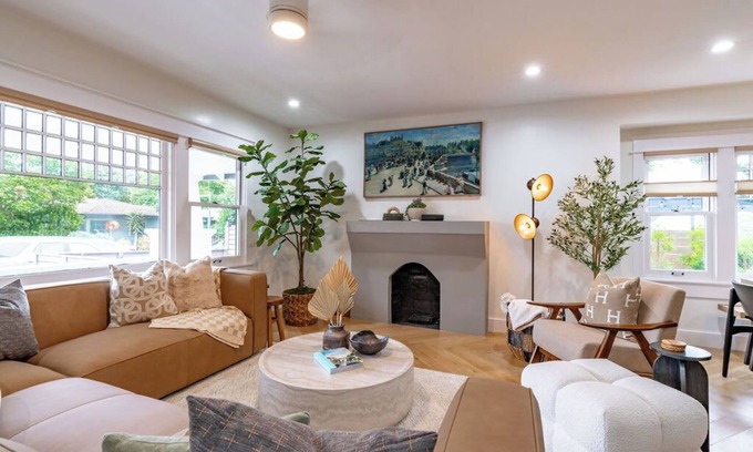 Hillcrest House | Stunning-5 Bed-Close To Zoo, Balboa Park, Downtown