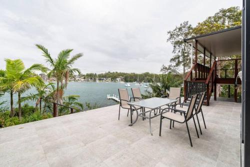 Buttaba House | Stunning Absolute Waterfront With Private Jetty