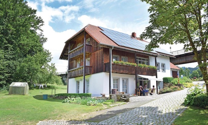 Katzbach Apartment | Stunning apartment in Waldmnchen with 3 Bedrooms and WiFi