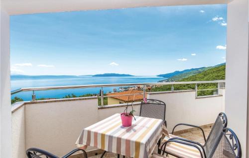 Pobri Apartment | Stunning Apartment In Matulji With Wifi
