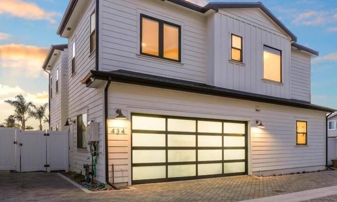 Carlsbad House | Stunning Carlsbad Retreat w/Hot Tub & Ocean Views