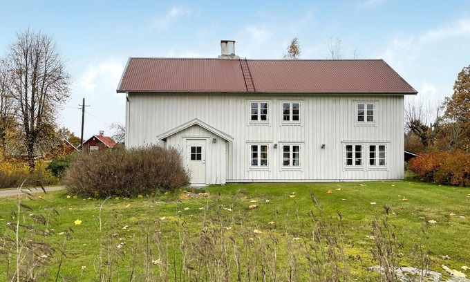 Alekulla House | Stunning home in älekulla with WiFi