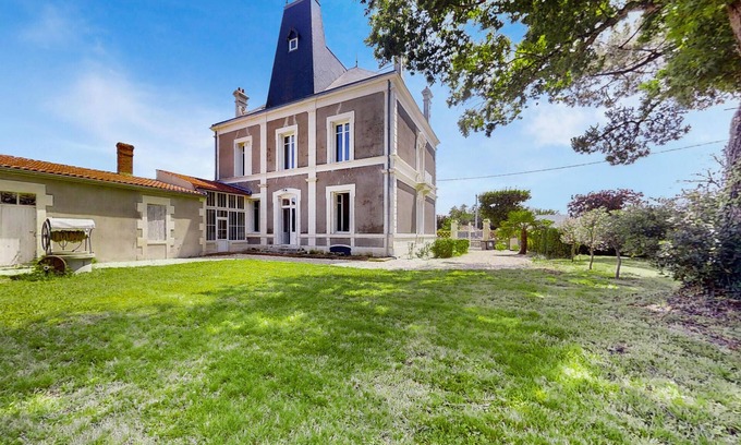 Etaules House | Stunning home in étaules with WiFi