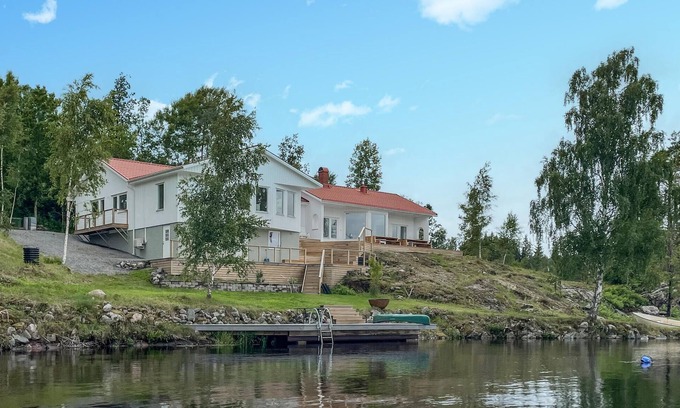 Fargelanda House | Stunning home in Färgelanda