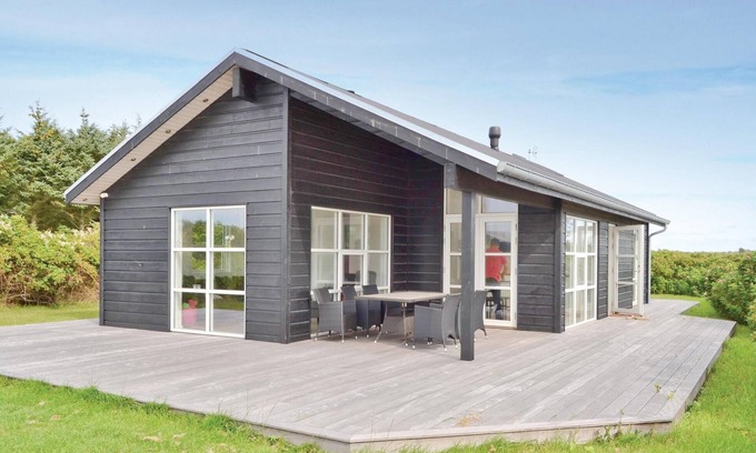 Lokken House | Stunning home in Løkken with sauna