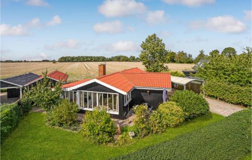 Hasmark Strand House | Stunning Home In Otterup With Kitchen