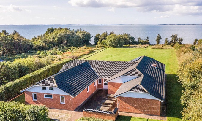 Spøttrup House | Stunning home in Spøttrup with sauna