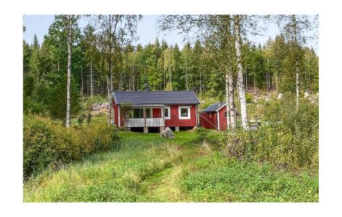 Astad House | Stunning Home In Tingsryd With Sauna