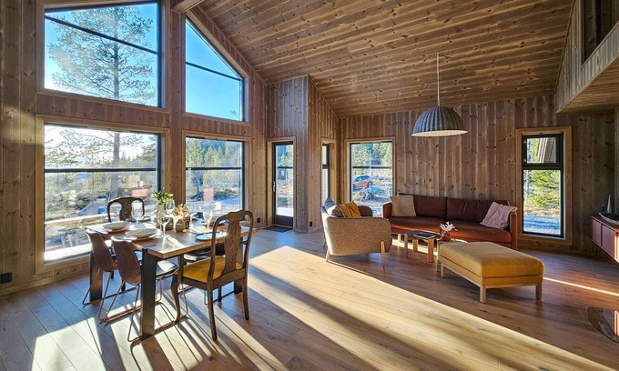Hjartdal Municipality House | Stunning home in Tuddal with kitchen