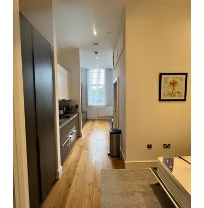 Vassall Apartment | Stunning modern artsy 1-bedroom flat centre LDN