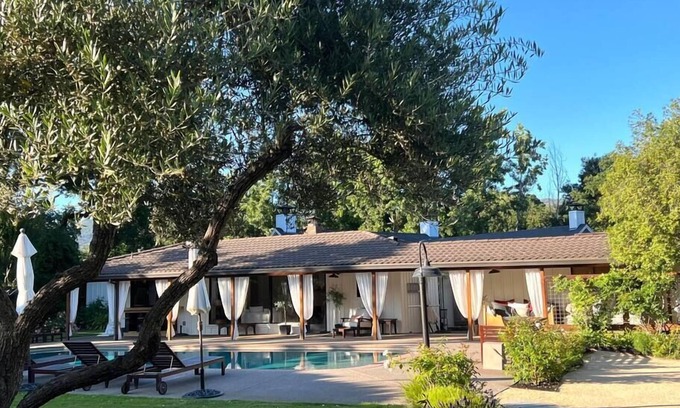 Eldridge House | Stunning Pool Property Minutes to Downtown Sonoma