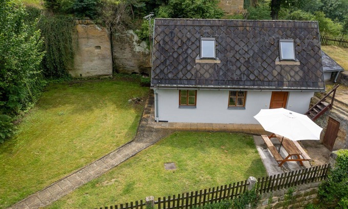 Dolni Vidim Villa | Stunning private villa for 6 guests with parking