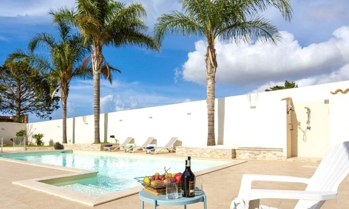 Partinico Villa | Stunning private villa for 8 people with private pool, WIFI, A/C, TV and parking