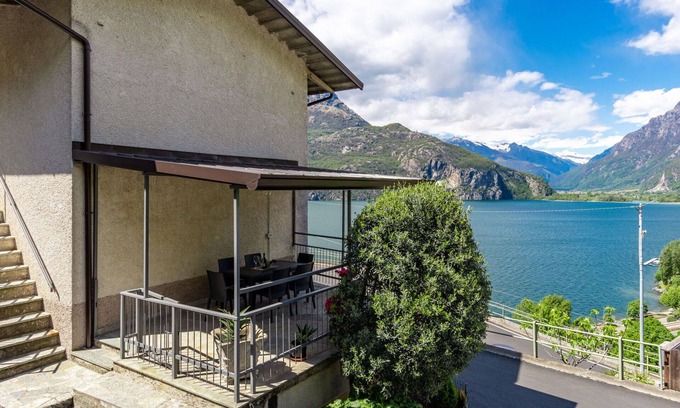 Verceia House | Stunning villa for 5 guests with WIFI, TV and terrace