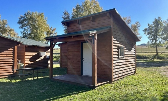 Sturgis Cabin | Sturgis Camping Cabin with Queen Bed