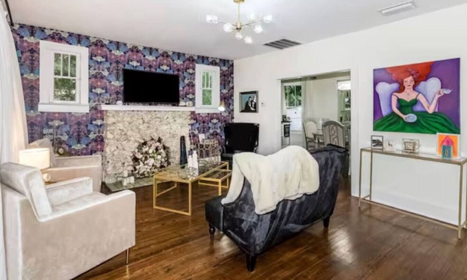 Historic District House | Stylish 2-bedroom cottage in delightful Ocala just 3 minutes from downtown