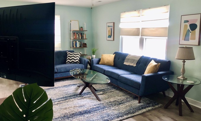 Murraysville House | Stylish 3BR Home - 15 min from beach or downtown