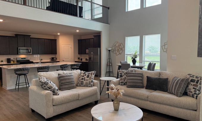 Forney House | Stylish 4BR Home w/Patio & Garage Near Dallas