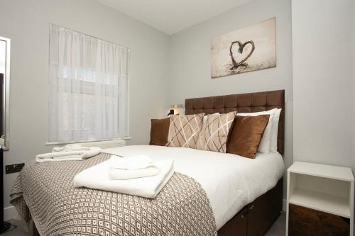 Abbey Wood Apartment | Stylish and Homey 2 bedroom in Abbey Wood