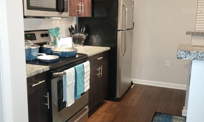 Saint Marys Allen County Apartment | Stylish and Spacious, close to the Hospital.