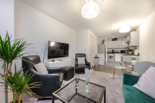 Churchill Apartment | Stylish Apartment by Chelsea-Victoria-Pimlico