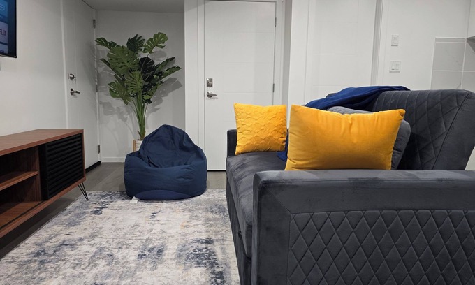 Southeast Edmonton Apartment | Stylish basement suite in Orchards SW Edmonton