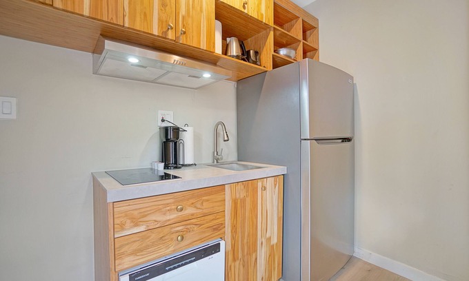 East Little Havana Apartment | Stylish East Little Havana Flats