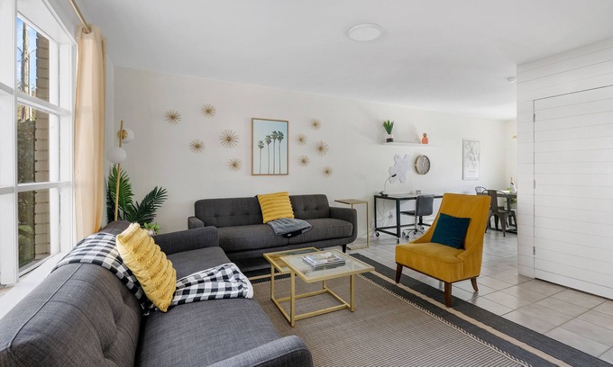 Old Village House | Stylish Escape: Posh Old Village Townhome