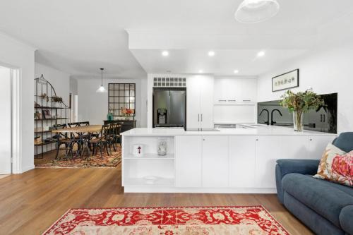 Noosaville Apartment | Stylish River Escape, Noosaville
