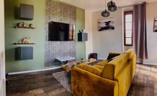 Muret Apartment | Sublime vue, standing, spacieux, atypique