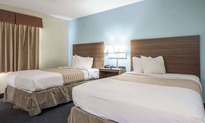 Wilmington Hotel | Suburban Studios of Wilmington