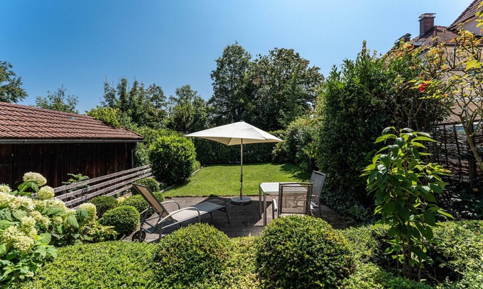 Bad Aibling Apartment | Suite 1 im EG, 2 Zi-Apartment mit Terrasse