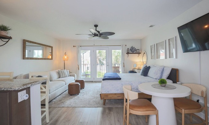 McCutcheon Field Apartment | Suite Escape, Villa Capriani's only Luxury Studio - 3 pools & 2 hot tubs!