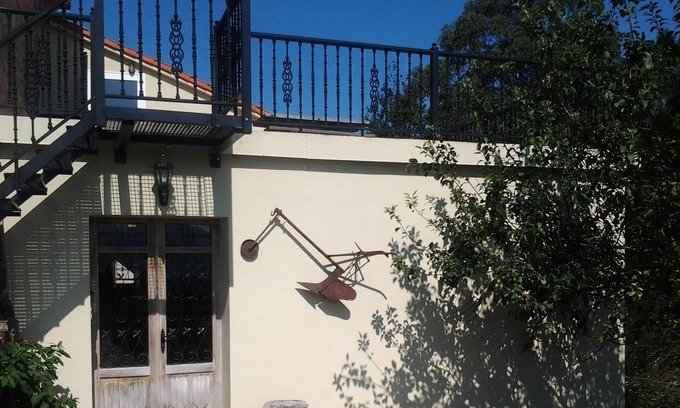 Outes Apartment | Suite for three in converted barn on ground floor